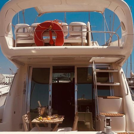 Payva & Branco Boats Iate Privado Em Cascais Hotel Bagian luar foto