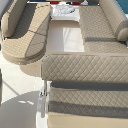 Payva & Branco Boats Iate Privado Em Cascais Hotel Bagian luar foto